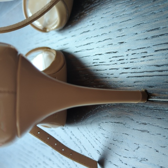 Rachel Zoe nude sandals - Picture 8 of 10